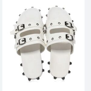 CAPE ROBBIN Chaotic Studded Flat Sandal in White Size 7